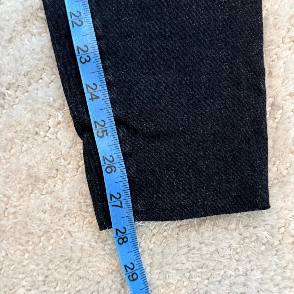 NWT - Good American Women’s Black High-rise Jeggings - Size 4 - Picture 6 of 8